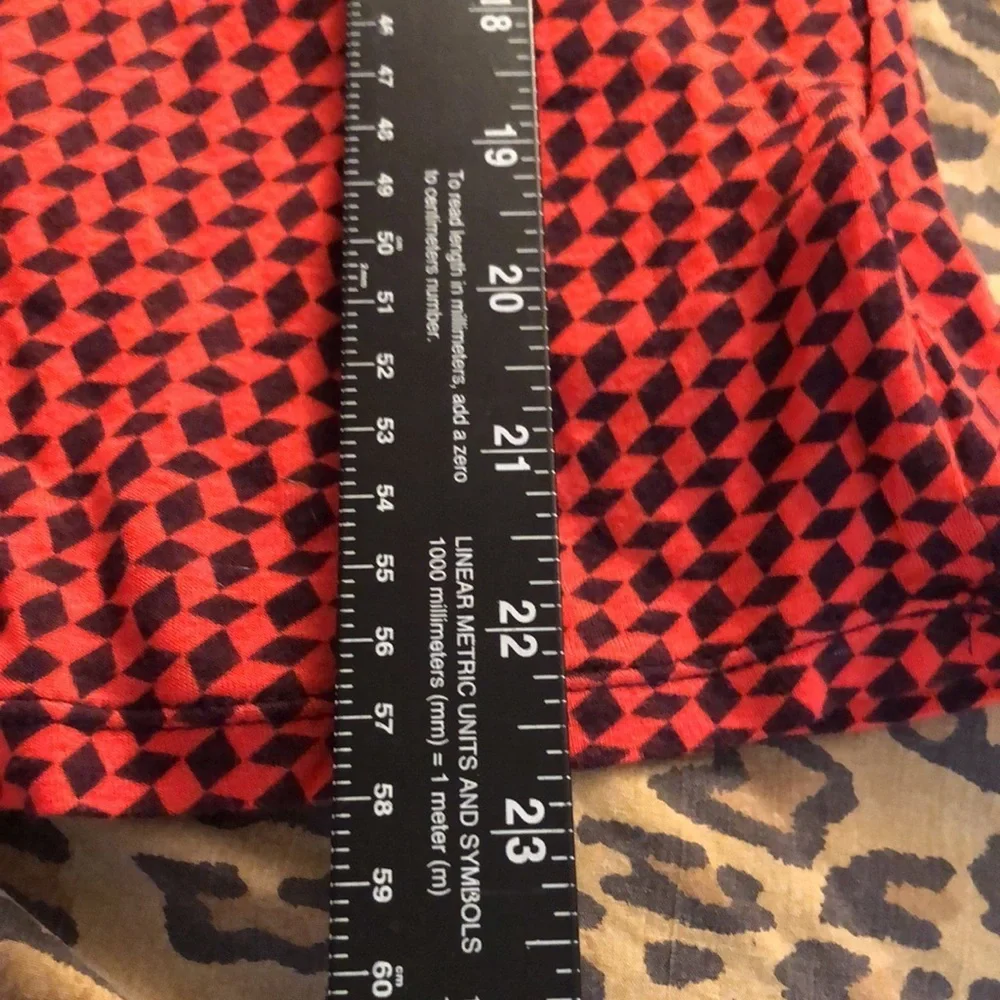 Micheal Kors size small Red & black houndstooth check Cowl neck sleeveless top